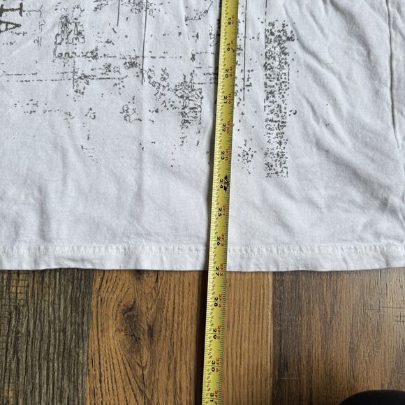 Guess Mens Graphic T-Shirt L White Legendary 1981 Distressed Streetwear Tee - Picture 5 of 6